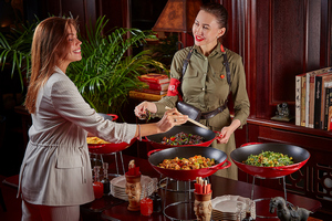Императорские бранчи в ресторанах «Китайская грамота. Бар и Еда» в Москве
