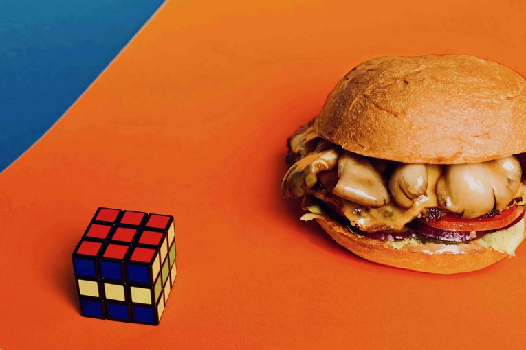 В крытом тематическом парке «Остров Мечты» заработал корнер с бургерами Ninja Burger
