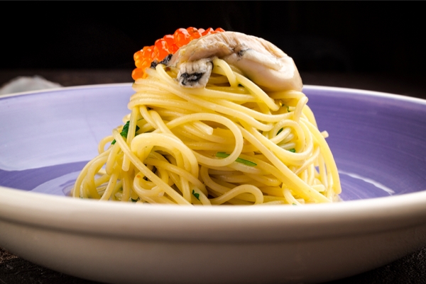 Спагетти с устрицеи_ и краснои_ икрои_ - 490 р._1.jpg