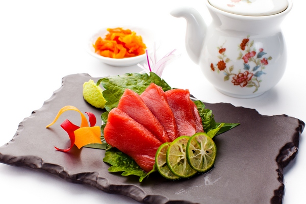 Sashimi tuna.Turandot.jpg
